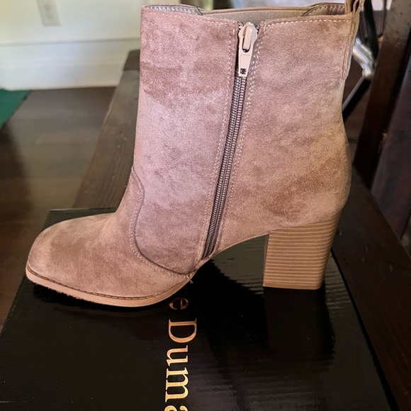 Pierre Dumas Beige Ankle Booties - Picture 1 of 5